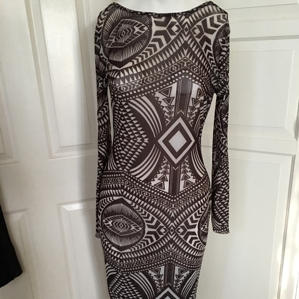 💜 MISSGUIDED FITTED LOW BACK MIDI PRINT DRESS💜 COVER UP